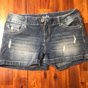 Jade jeans shorts size 9/10